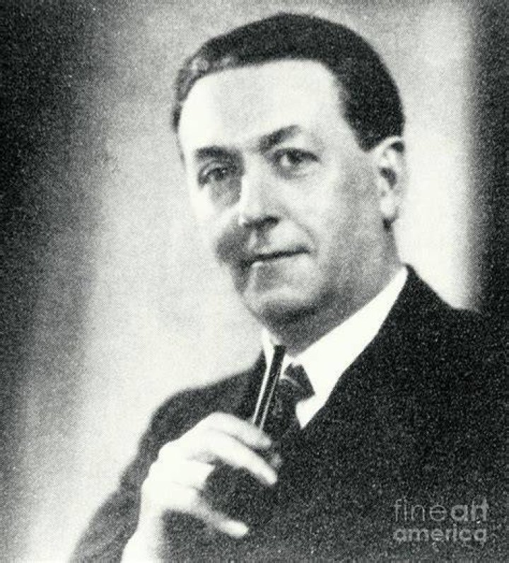 Arthur Holmes Arthur Holmes