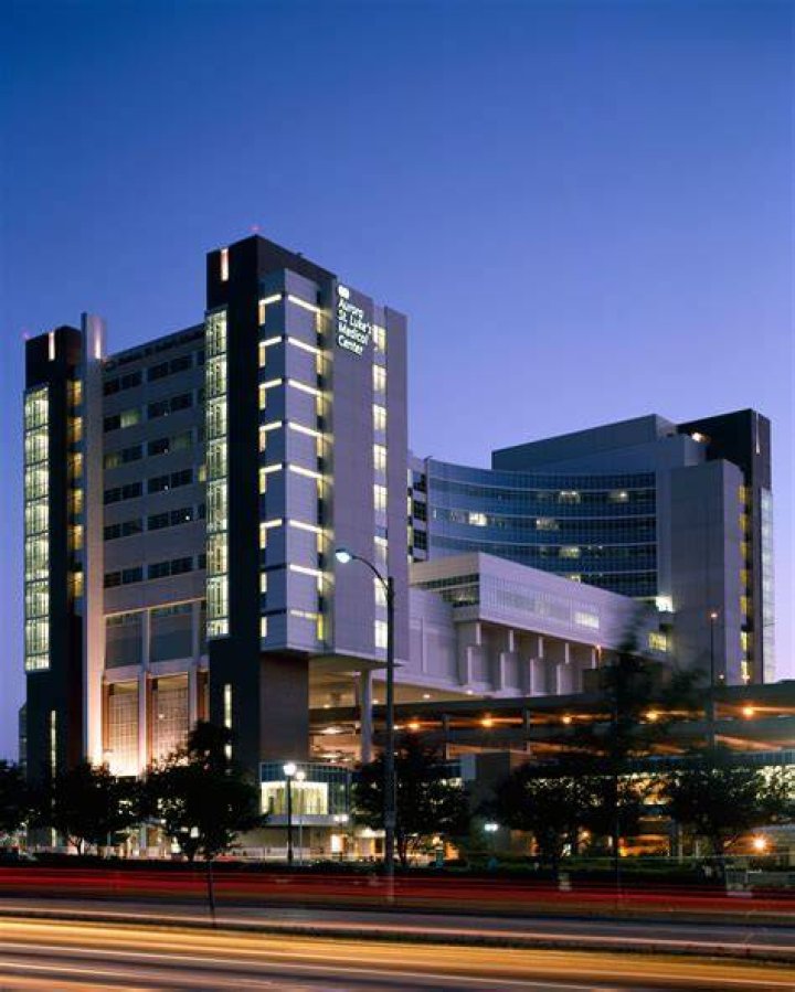 Aurora St. Luke's Medical Center