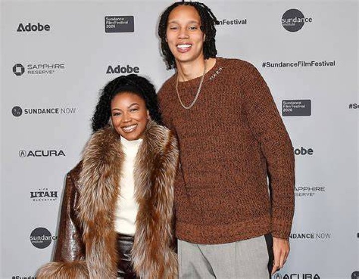 Brittney Griner siblings height: How tall are her 3 siblings? 1 Brittney