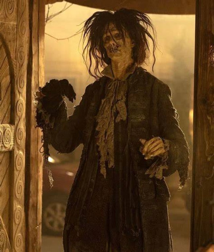 Doug Jones as Billy in Hocus Pocus 2