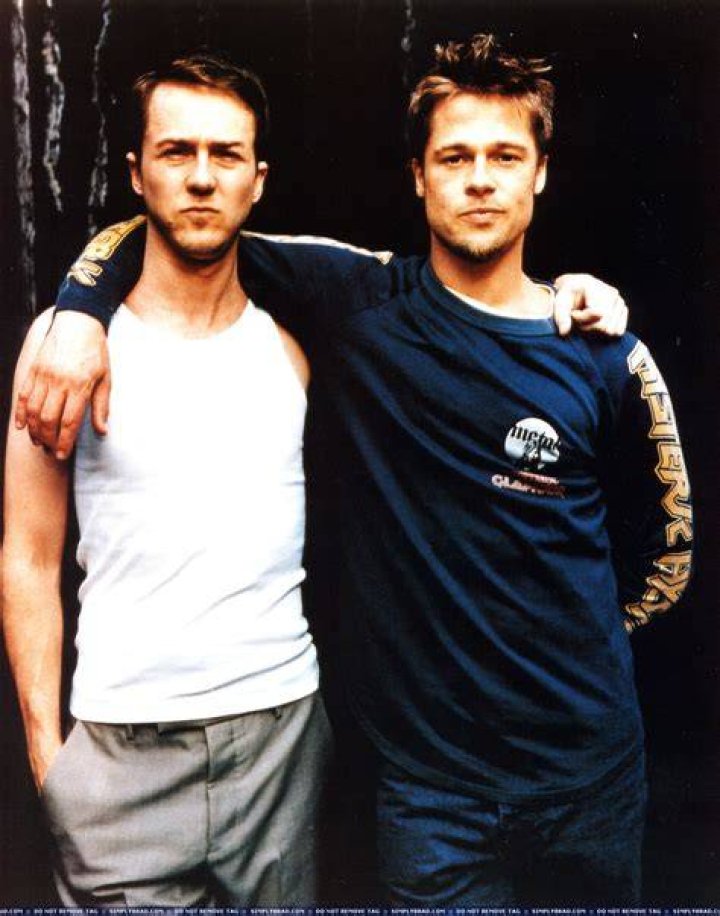 Edward Norton and Brad Pitt take the bus in Fight Club