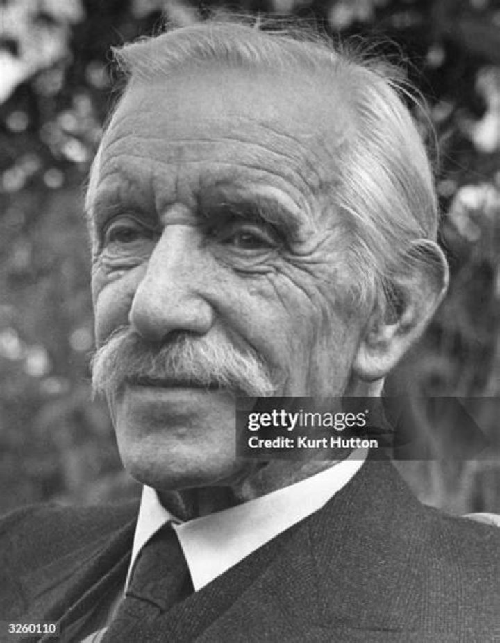 Frederick Gowland Hopkins Frederick Gowland Hopkins