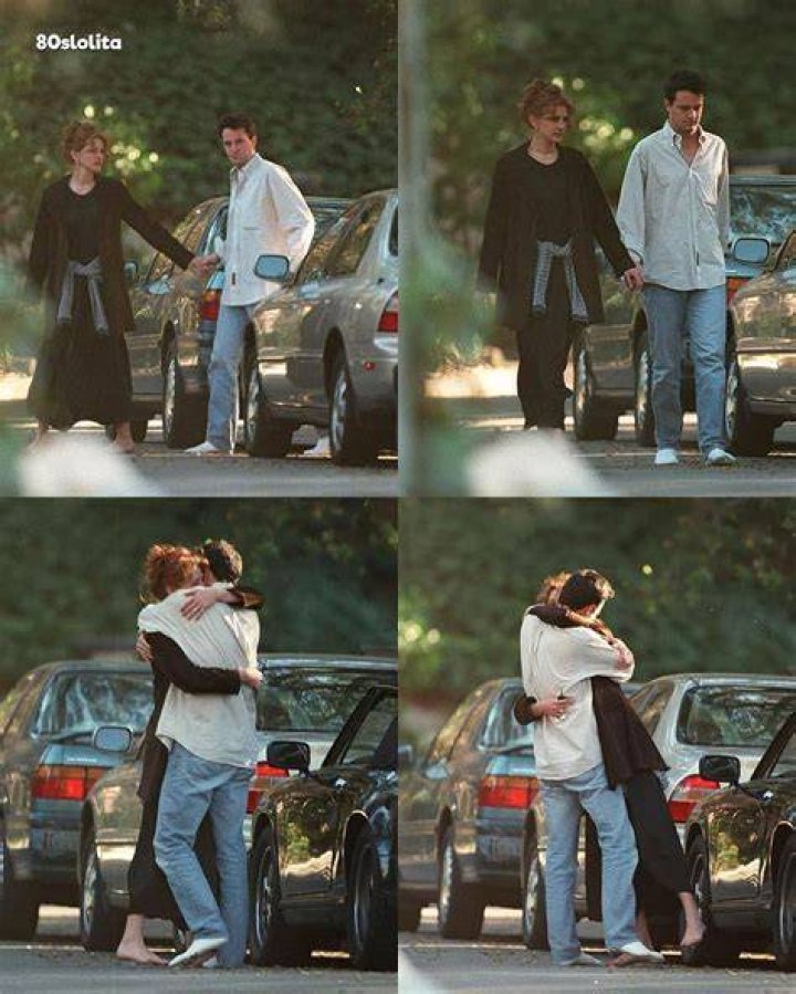 julia roberts and matthew perry in friends