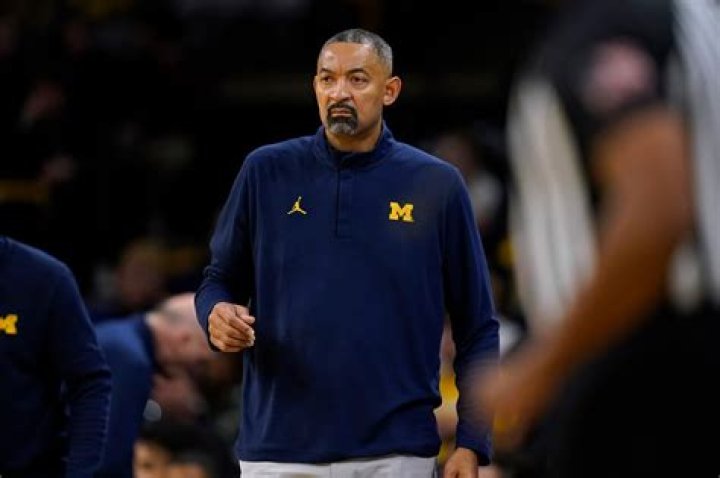 Juwan Howard's Michigan contract, salary, net worth 1 Juwan Howard