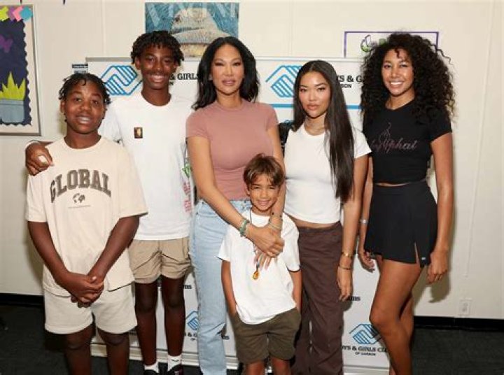 Kimora Lee Simmons young photos 1 Kimora Lee Simmons 2