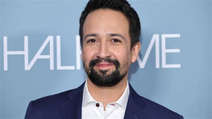 Is Lin-Manuel Miranda a billionaire? 1 Lin-Manuel Miranda