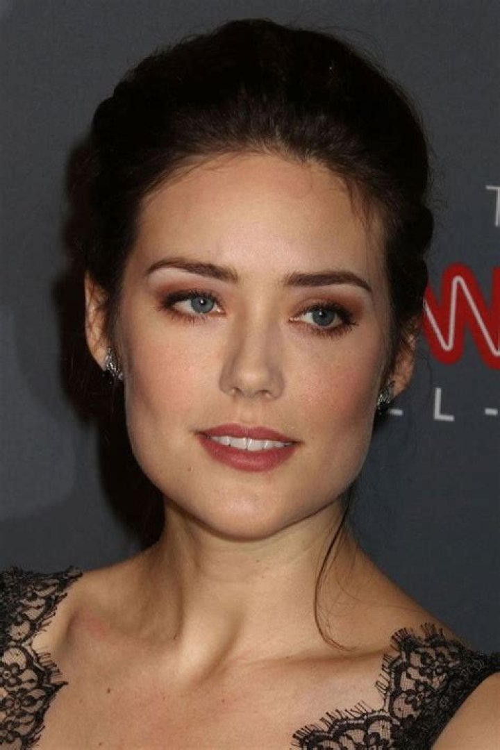 Megan Boone Biography