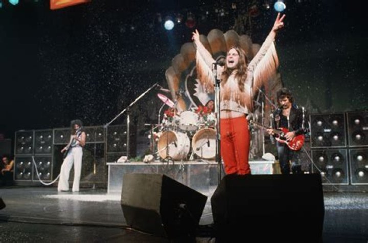 What nationality is Ozzy Osbourne? Is Ozzy Osbourne British? 1 Ozzy Osbourne