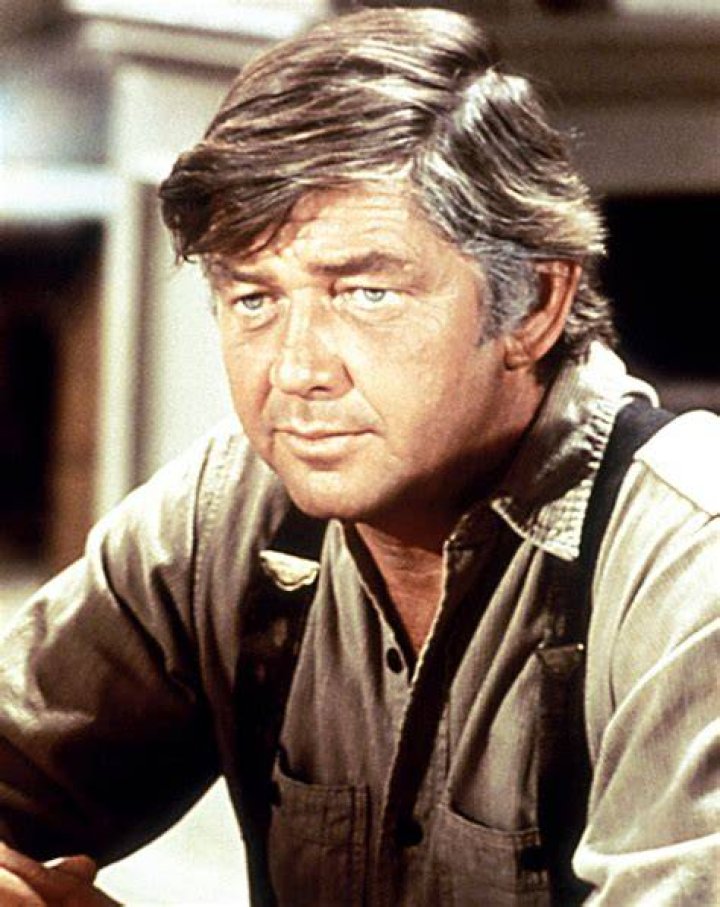 Ralph Waite
