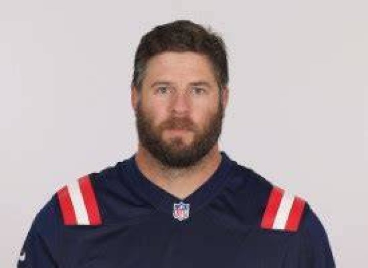 Riley Reiff contract, salary and net worth explored 1 riley reiff contract salary and net worth