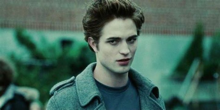 Robert Pattinson as Edward Cullen in The Twilight Saga: Eclipse