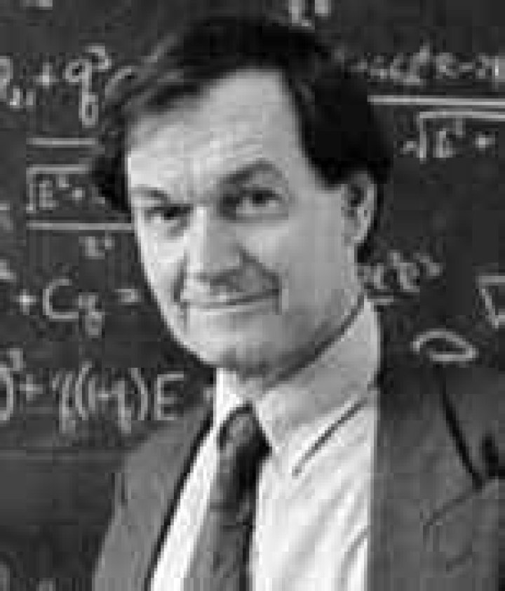 Roger Penrose Biography