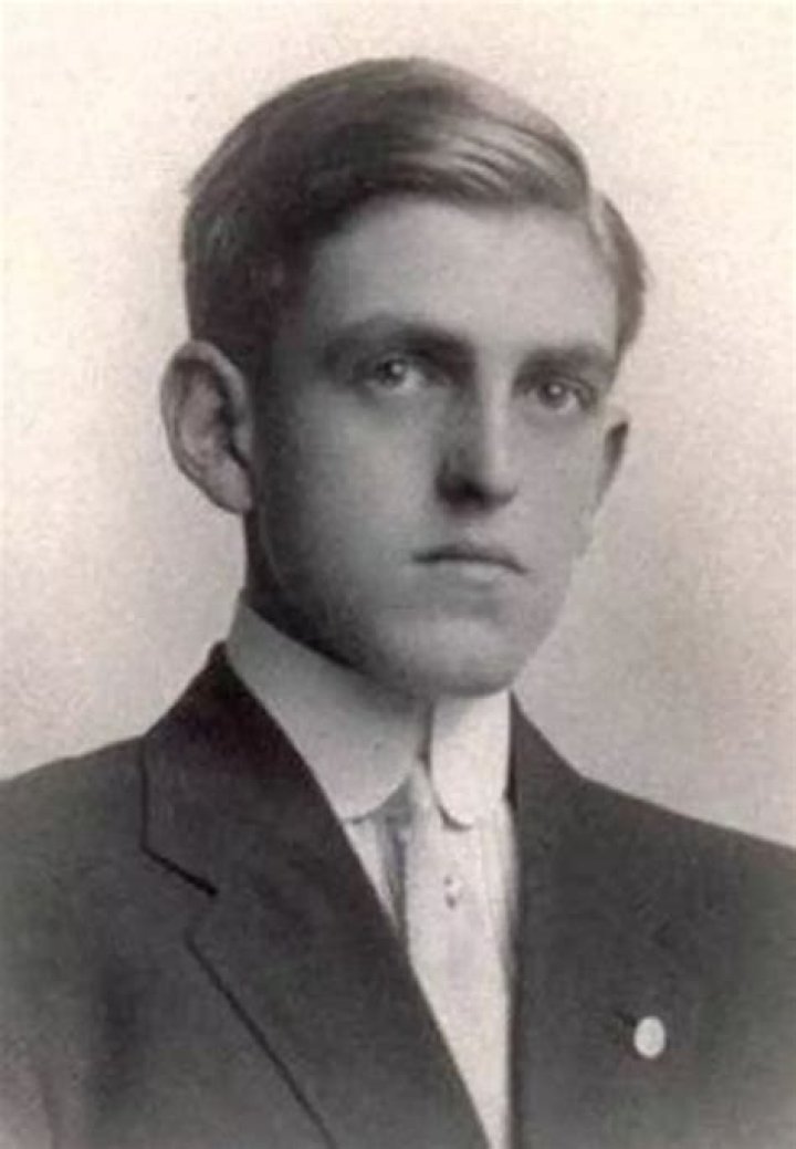 Sidney Howard Sidney Howard