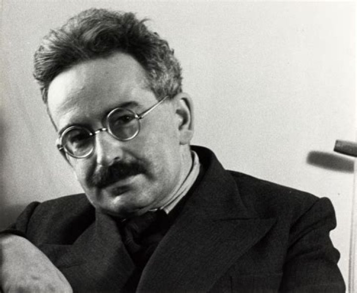 Walter Benjamin Walter Benjamin