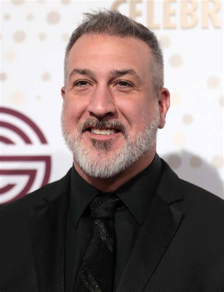 What is Joey Fatone real name?
